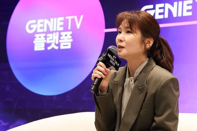 김채희 KT 미디어부문장이 'KT 미디어 뉴웨이'에 대해 설명하고 있다. /KT