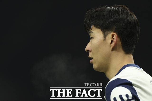 토트넘의 18일 아인트라흐트 프랑크푸르트와 2024~2025 UEL 8강 2차전 출전 명단에서 제외된 손흥민./AP.뉴시스