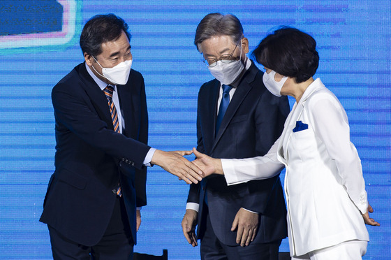 2021년 9월 25일 20대 대선 민주당 광주·전남 경선에서 이낙연 당시 후보가 47.12%를 득표해 이재명 후보를 근소한 차이로 앞선 1위를 차지했다. 연합뉴스