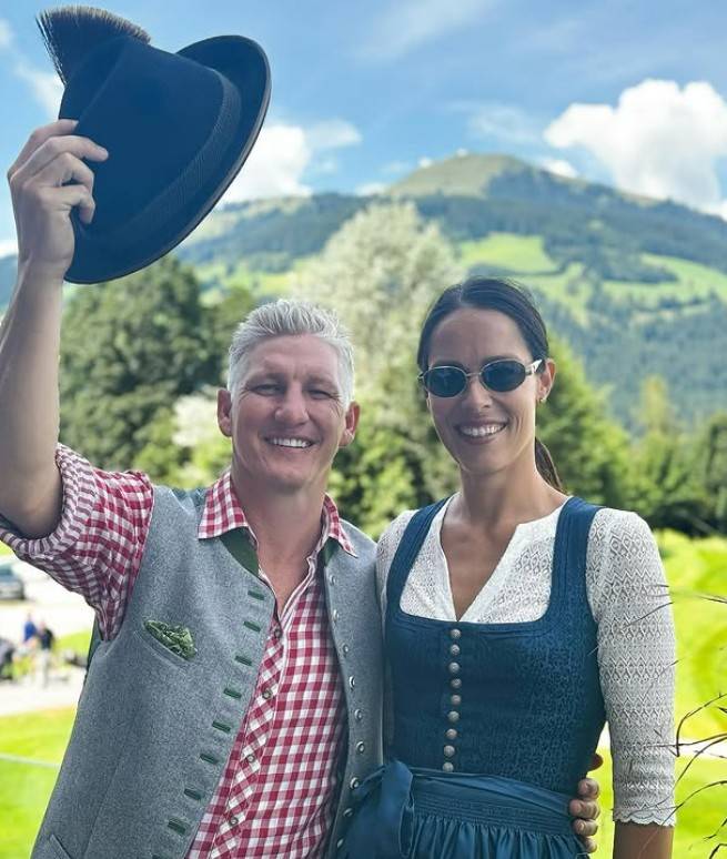 ▲ ⓒ슈바인슈타이거 SNS