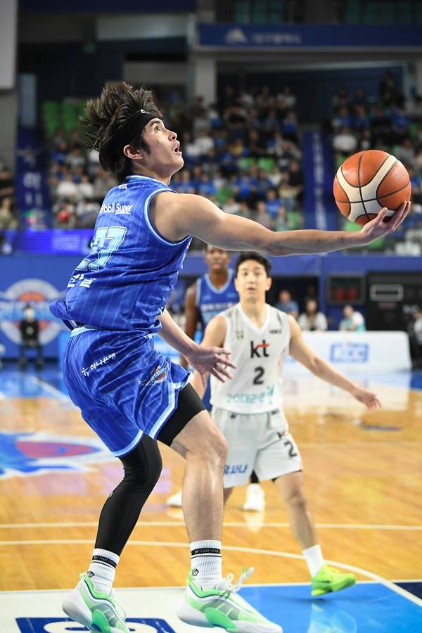 샘조세프 벨란겔 / 사진=KBL 제공