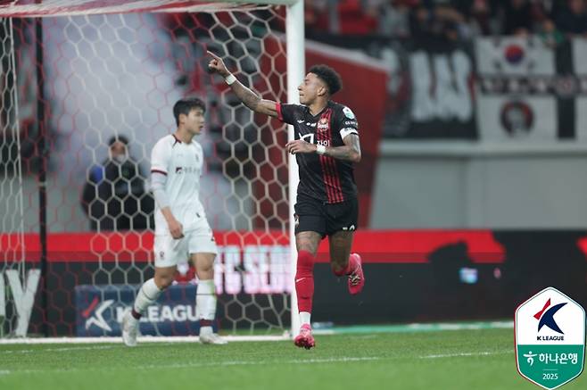 린가드가 광주에 득점 후 기뻐하고 있다. 사진=프로축구연맹