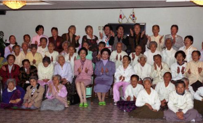 24b0d121e09c28a8699fe8b115ef046c63f2284d94ea