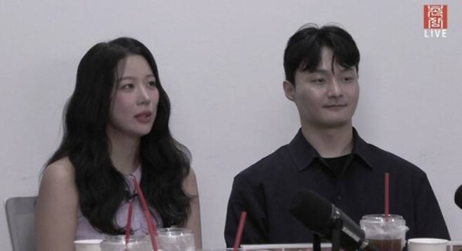 방송 이후 만남을 가지다가 헤어졌다고 밝히는 미경과 영식. /사진=유튜브 '촌장엔터테인먼트' 캡처