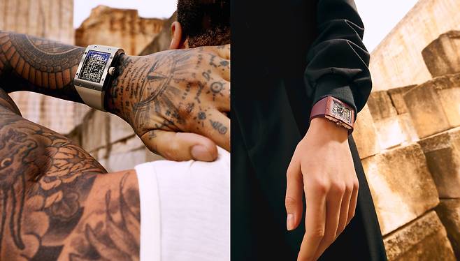 전작보다 크기를 줄여 남녀 모두 잘 어울린다. 사진 리차드 밀