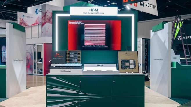 'GTC 2025'에 조성된 SK하이닉스 HBM 전시공간. SK하이닉스 제공