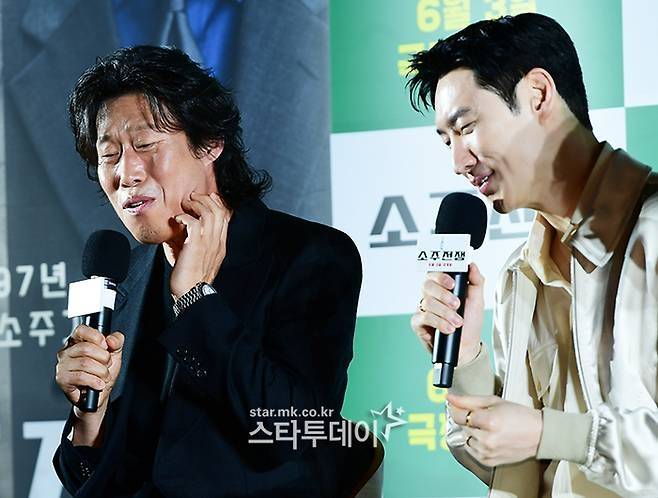 유해진, 이제훈. 사진| 스타투데이 DB