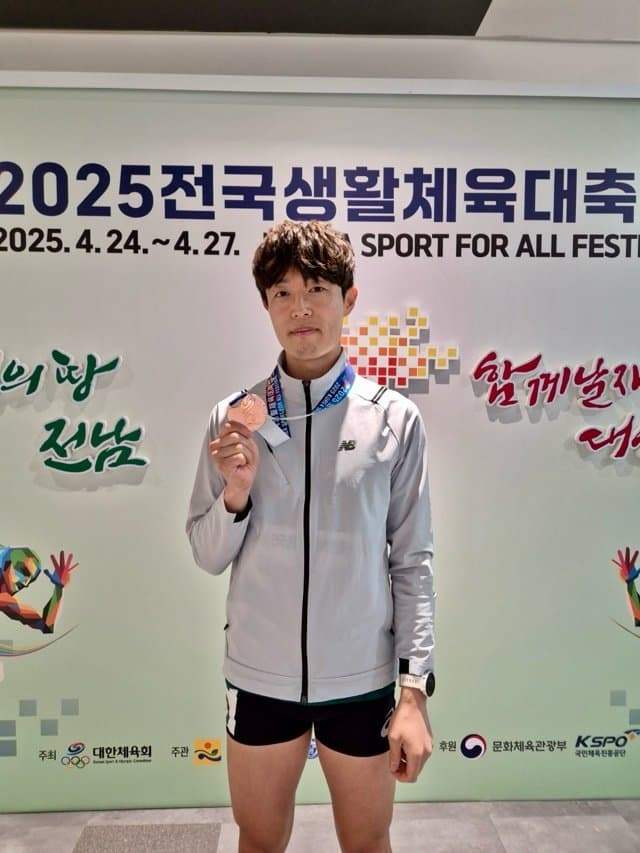 0c9f8803c3856d8223eaf793459c70696841601b92150ddd671ba957b5f5c76b27a25c34da1c1e37549f0903d8cd8707e1845fb3