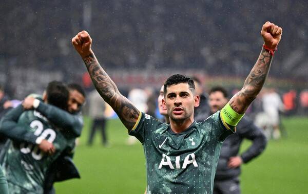 ▲ 토트넘 홋스퍼 크리스티안 로메로가 레알 마드리드, 아틀레티코 마드리드의 동시 구애를 받는 모양이다. ⓒ연합뉴스/AFP/EPA