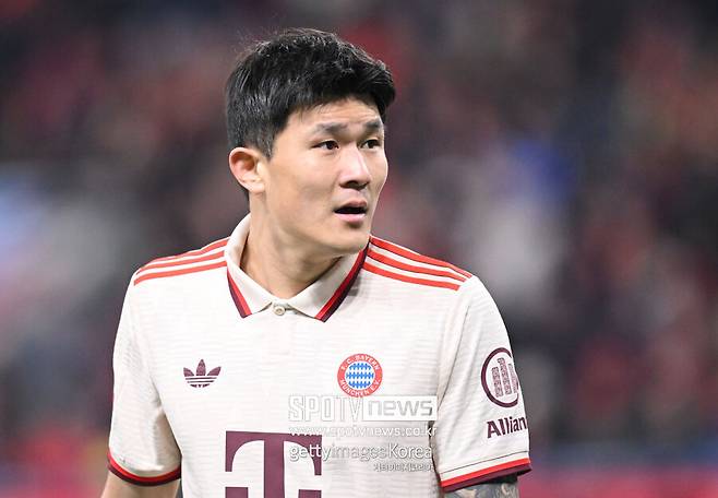 ▲ 김민재의 연봉이 사우디아라비아행 가능성을 열어두는 모습이다. 로마노 기자는 "김민재가 연봉을 삭감하지 않는다면 유럽 내 이적은 어렵다"라고 전망했다. 김민재의 연봉은 1,600만 유로(약 261억 원)로 추정된다.