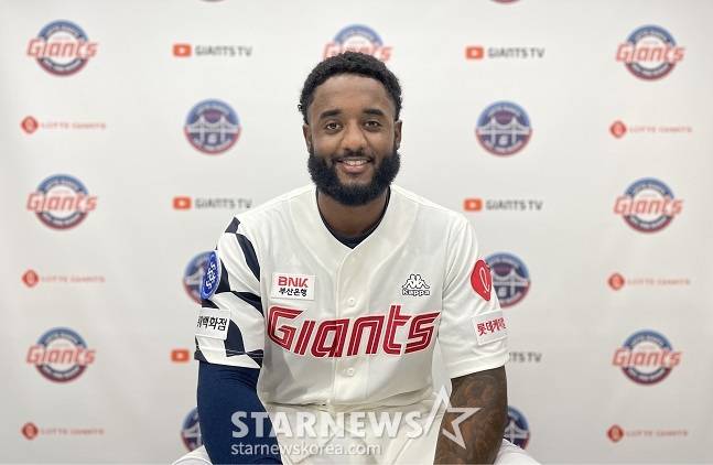 롯데 시절의 니코 구드럼. /사진=양정웅 기자