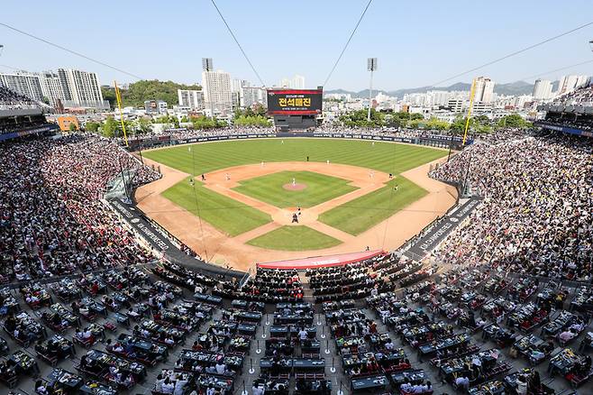 26일 광주-기아 챔피언스 필드에서 열린 2025 KBO리그 정규시즌 LG와 KIA의 경기가 매진됐다. 사진 | KIA 타이거즈