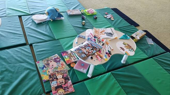 돌봄 서비스의 미술 공간. 이채린 기자