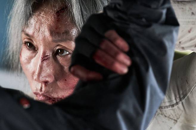 5월 극장가를 장식할 이혜영 주연의 액션 누아르 '파과'