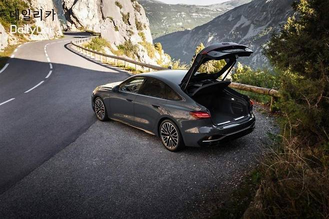 더 뉴 아우디 A5