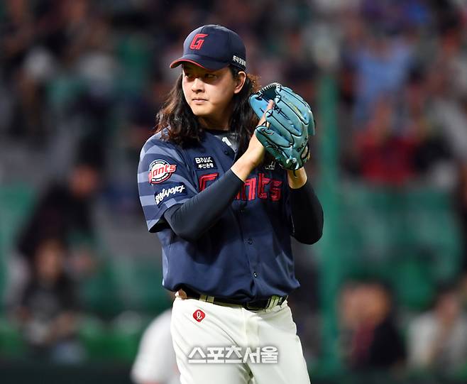 장발 시절의 김원중의 모습. 사진 | 스포츠서울 DB