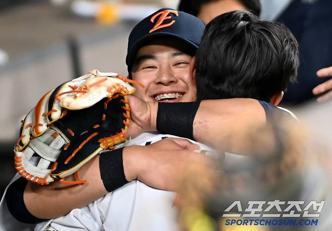 노시환도 심우준의 홈런을 기다렸다