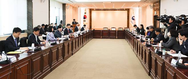 제2차 가상자산위원회 회의. /뉴스1