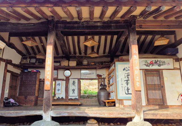 경북 영주시 무섬마을 섬계고택의 대청마루.