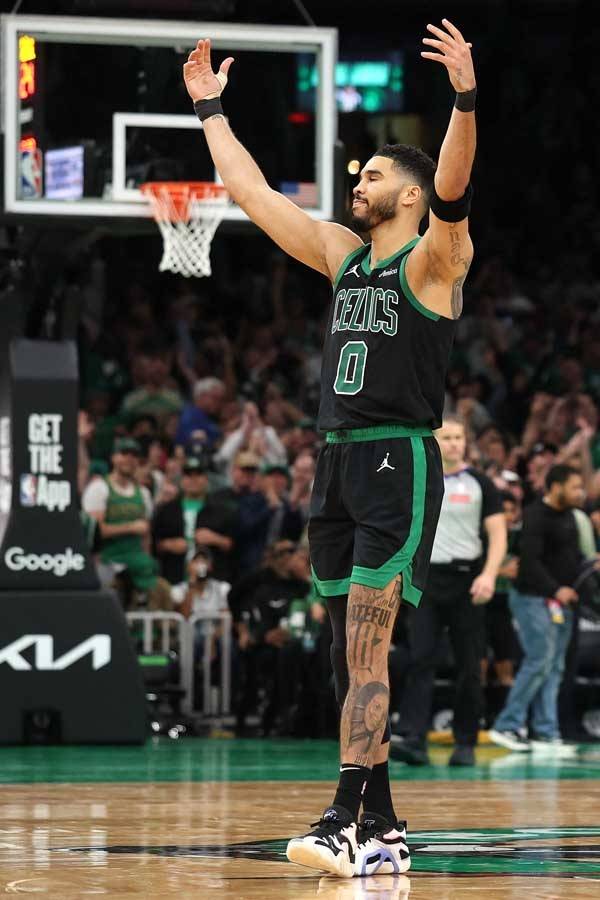 보스턴이 컨퍼런스 준결승에 진출했다. 사진= Getty Images/AFP= 연합뉴스 제공