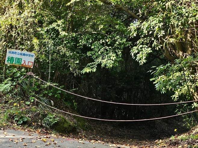 28b9d932da836ff23be68fe34e847669c39a12702588b829df1a7d1b7322e375ad192b