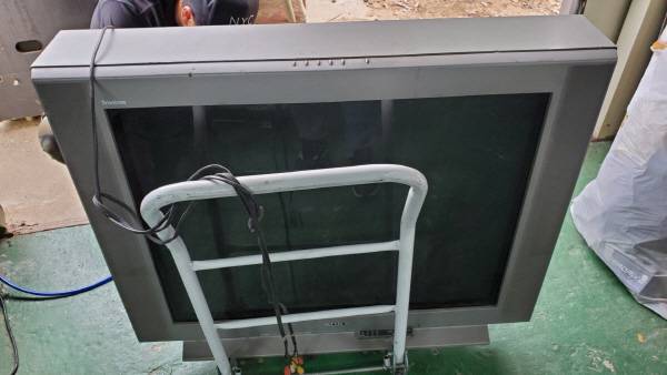 처음 수령한 상태. 썩 상태가 좋지 못했다