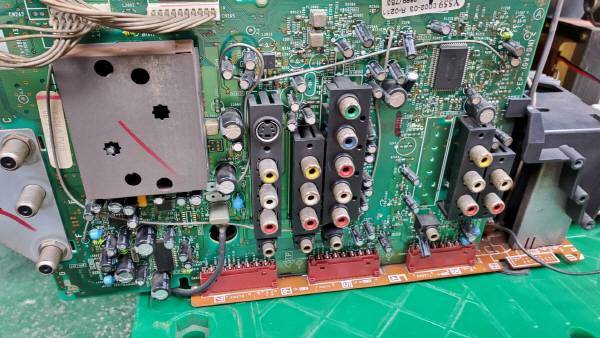 구석 구석 먼지를 싹 제거해주었다