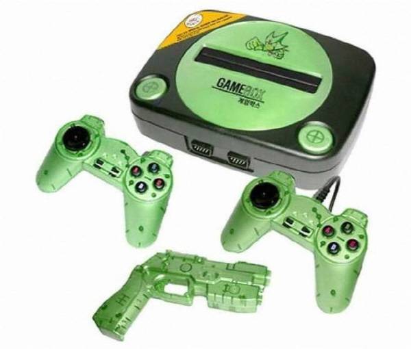 게임박스의 녹색 총도 나름 매력적이다