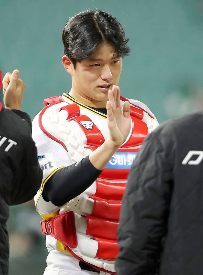 ▲ 조형우는 최근 인상적인 도루 저지를 연거푸 보여주면서 드디어 자신의 잠재력을 폭발시키고 있다 ⓒSSG랜더스