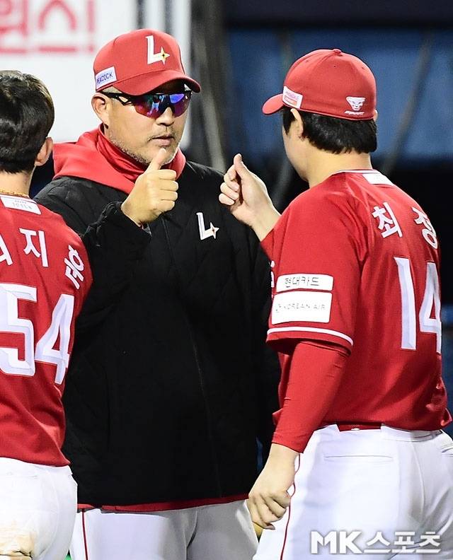 이숭용 감독과 최정. 사진(잠실 서울)=김영구 기자