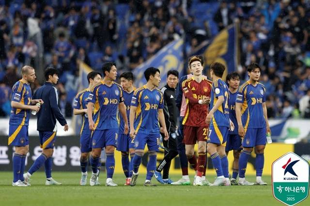울산HD 선수단. /사진=한국프로축구연맹 제공