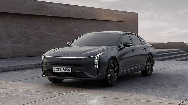 사진 : 기아 K8 시그니처 블랙