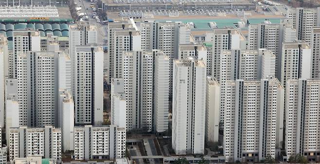 3월13일 서울 송파구 아파트 단지의 모습. 연합뉴스