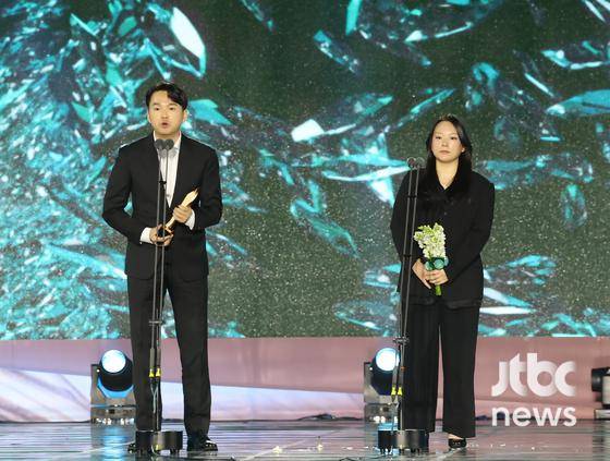 '제61회 백상예술대상 with 구찌'가 5일 오후 서울 강남구 코엑스 D홀에서 개최됐다. 박세완 엔터뉴스팀 기자 park.sewan@jtbc.co.kr