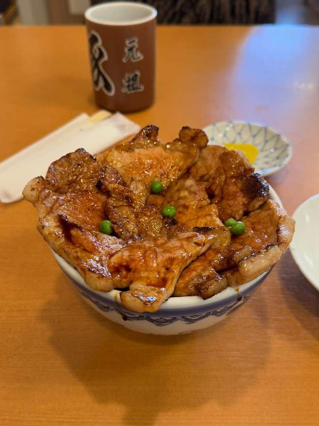 7d9ff472c3821ef723edf4ec329c70686a5ed6f8bbb1870d19d507ff5b78611798302d6c133a88a0876acee6c9c78722a514724e85