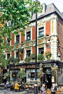 런던 소호의 ‘셜록 홈스 펍’