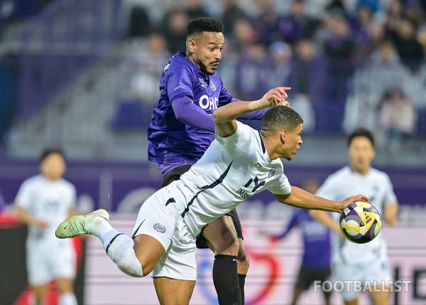 모따(왼쪽, FC안양), 카이오(오른쪽, 대구FC). 서형권 기자