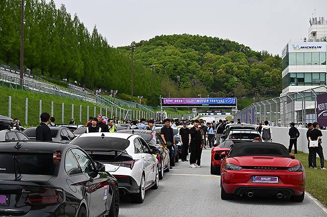 점점 규모가 커지고 있는 넥센타이어 스피드웨이 모터 페스티벌. 사진 김학수 기자