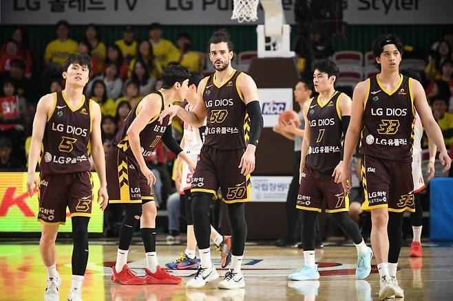 LG는 4차전에서 전체적으로 부진했다. 사진제공=KBL