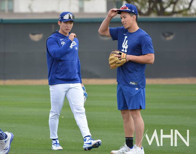 (김혜성(왼쪽)과 토미 에드먼)