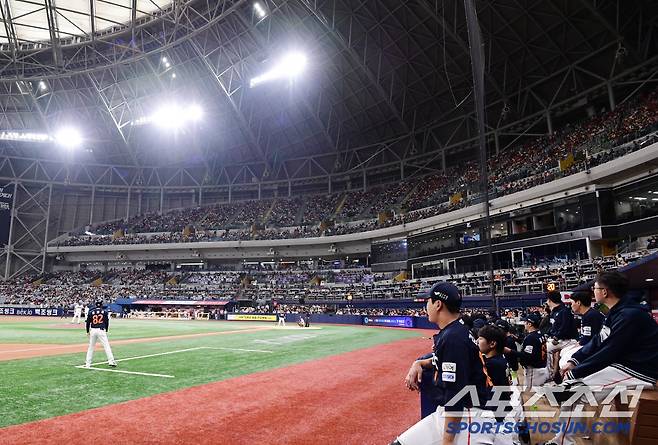 11일 고척돔에서 열린 KBO리그 키움과 한화의 경기. 고척돔 시즌 7번째 매진을 기록했다. 구단 창단 첫 7경기 연속 매진 기록한 고척돔. 고척=송정헌 기자songs@sportschosun.com/2025.05.11/