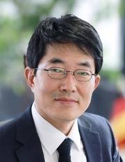 백범흠 경기대학교 정치전문대학원 초빙교수(전 한중일협력사무국(TCS) 사무차장)