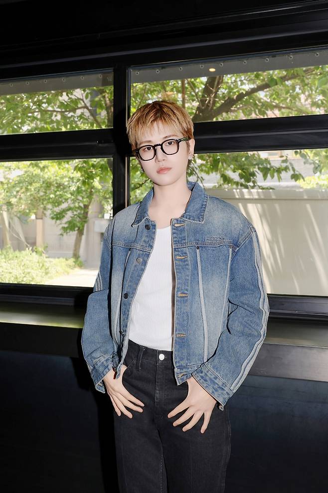 보이넥스트도어의 리우가 지난 12일 서울 마포구의 한 카페에서 미니 4집 ‘노 장르’ 발매 기념 인터뷰를 진행했다. KOZ엔터테인먼트