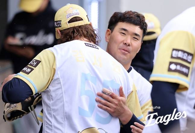 한화 이재원(오른쪽). /사진=한화 이글스 제공