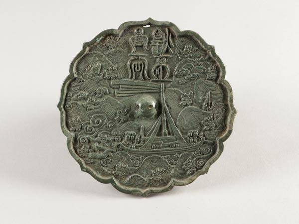 고려시대 청동거울 ‘황비창천명경’. 부산박물관 제공