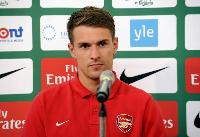 램지는 2026북중미월드컵에 선수로 출전하는 방안과 카디프시티 정식 감독으로 부임하는 방안을 모두 고려하고 있다. BBC는 “램지는 현역 연장 의지가 강하지만 변수는 그의 몸 상태와 가족이다”고 보도했다. AP뉴시스