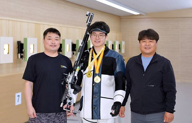 김우림을 성장시킨 양승전(오른쪽) 보은군청 감독과 김광식(왼쪽) 코치. 김성태 객원기자