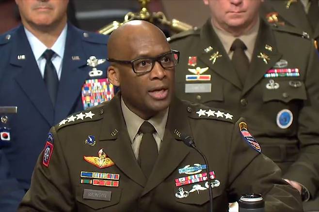 제이비어 브런슨(Xavier T. Brunson) 주한미군사령관(대장)이 지난달 미 상·하원에 출석해 한국에 대한 미국의 안보 보장 필요성을 여러 근거를 기반으로 설명한 모습. / 사진=머니투데이DB