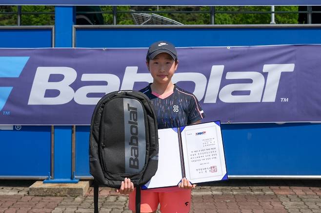 바볼랏 콘솔레이션 여자중등부 우승 안리윤(사진/김도원 기자)