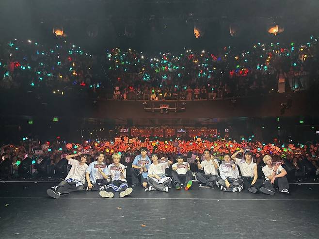 싸이커스 표 퍼포먼스 美 사로잡았다! 미주 투어 성황